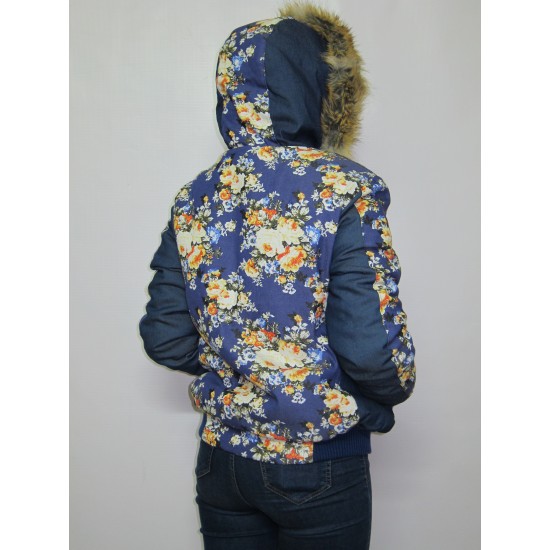 Куртка  с капюшоном с цветочным рисунком