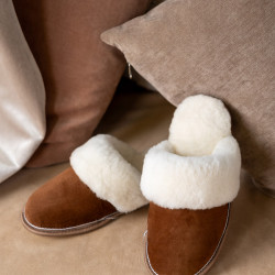 Домашние тапочки замшевые коричневые