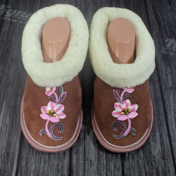 Чуни из натурального меха овчины высшего сорта цвет Коррида