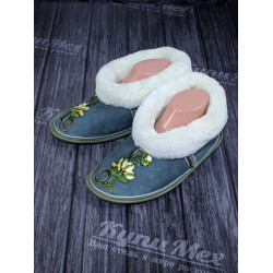 Чуни из натурального меха овчины высшего сорта цвет Оливковый