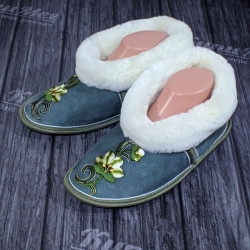 Чуни из натурального меха овчины высшего сорта цвет Оливковый