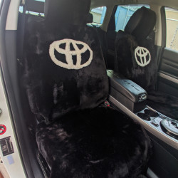 Чехлы на машину. На два передних сиденья